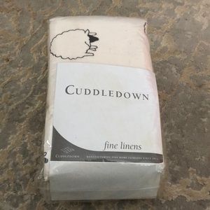 Cuddledown sheep pillowcases